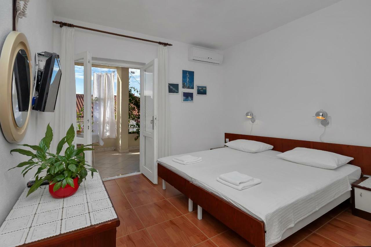 Apartments Angela Makarska Ngoại thất bức ảnh